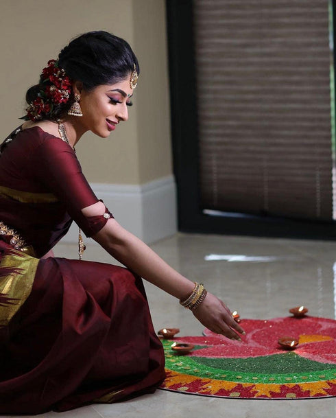Vasthrlay Banarasi Unstitched Saree