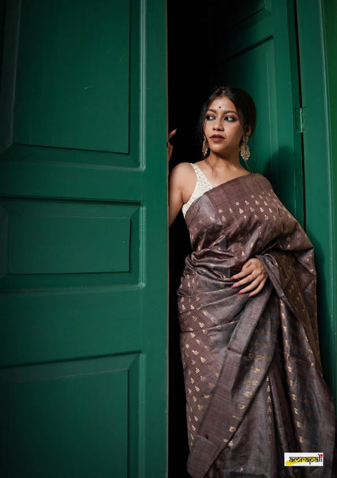 Vasthrlay Cotton Woven Saree