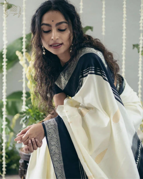 Vasthrlay Purple Kanjivaram Saree