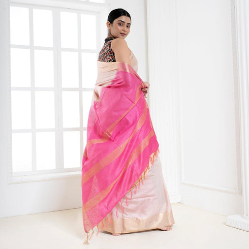 Vasthrlay Handloom Saree