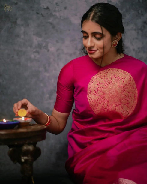 Vasthrlay Saree