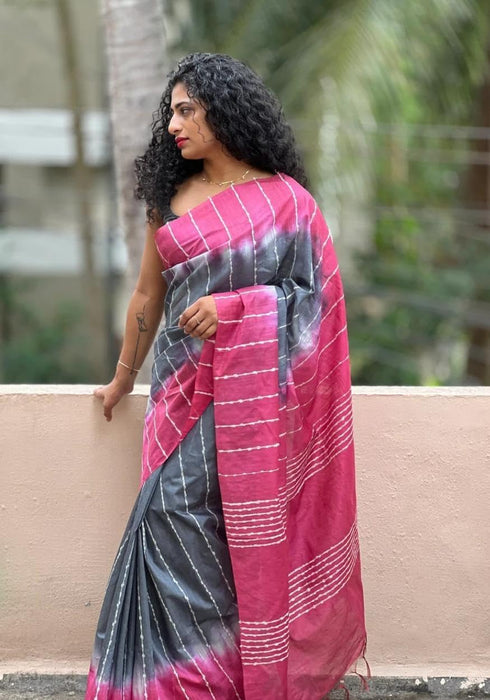 Vasthrlay Pink Handloom Saree