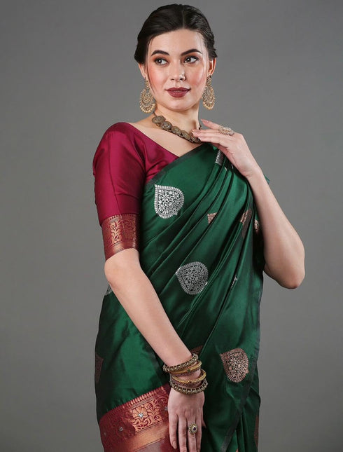 Vasthrlay Banarasi Saree