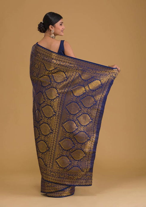 Vasthrlay Kanjivaram Woven Saree