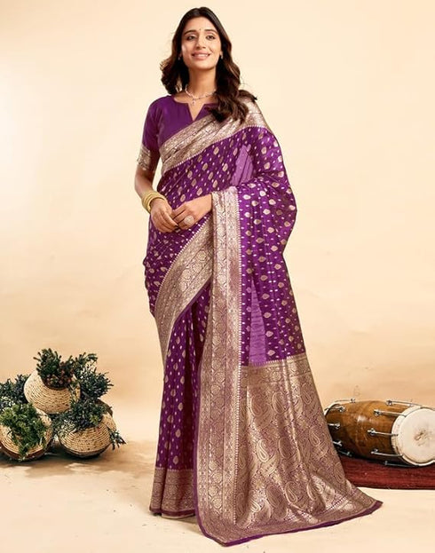 Vasthrlay Jacquard Kanjivaram Unstitched Light Green Saree