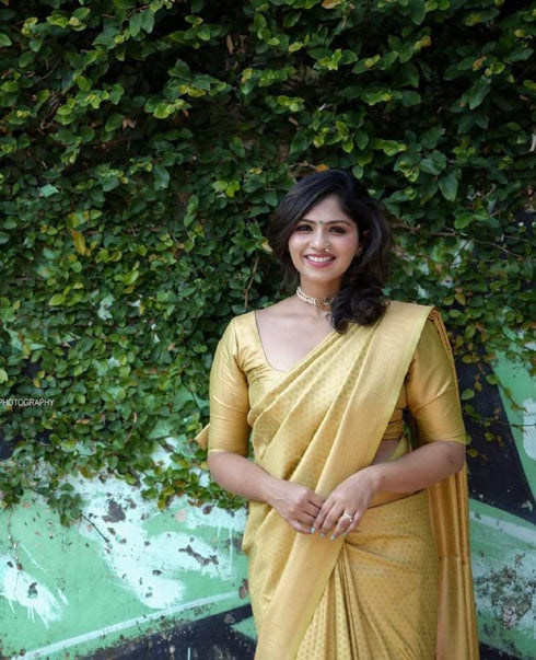Vasthrlay Yellow Kanjivaram Wedding Saree