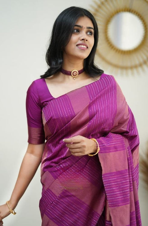 Vasthrlay Kanjivaram Unstitched Saree