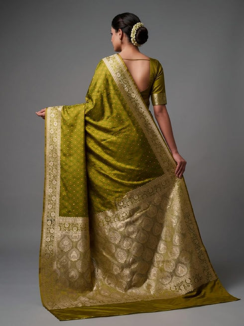 Vasthrlay Banarasi Traditional Handloom