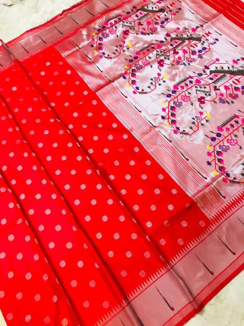 Vasthrlay Paithani Unstitched Saree