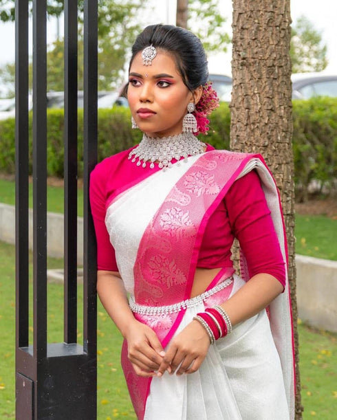 Vasthrlay White Banarasi Saree