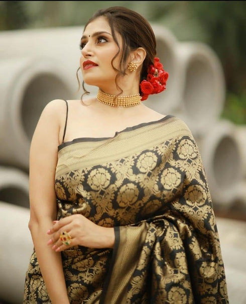 Vasthrlay Banarasi Unstitched Saree
