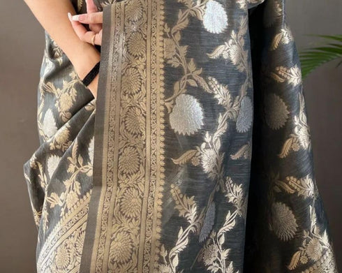 Vasthrlay Banarasi Unstitched Saree