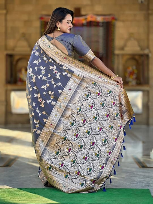 Vasthrlay Jacquard Unstitched Saree