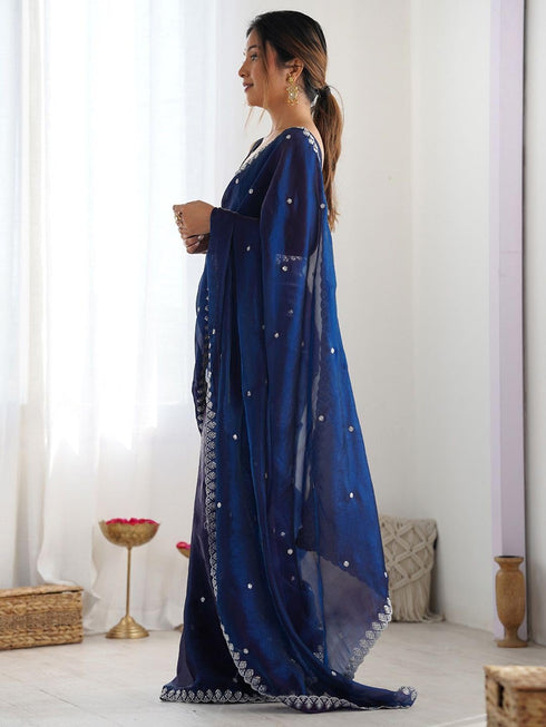 Vasthrlay Saree