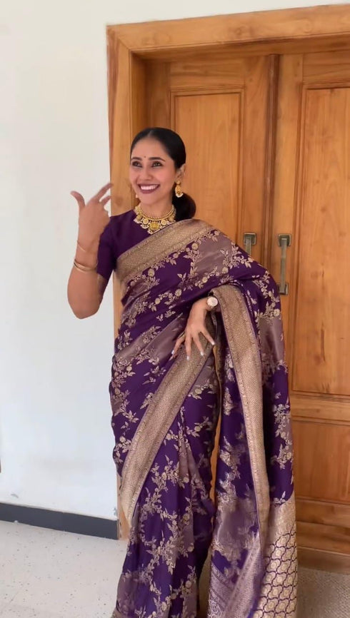 Vasthrlay Banarasi Saree