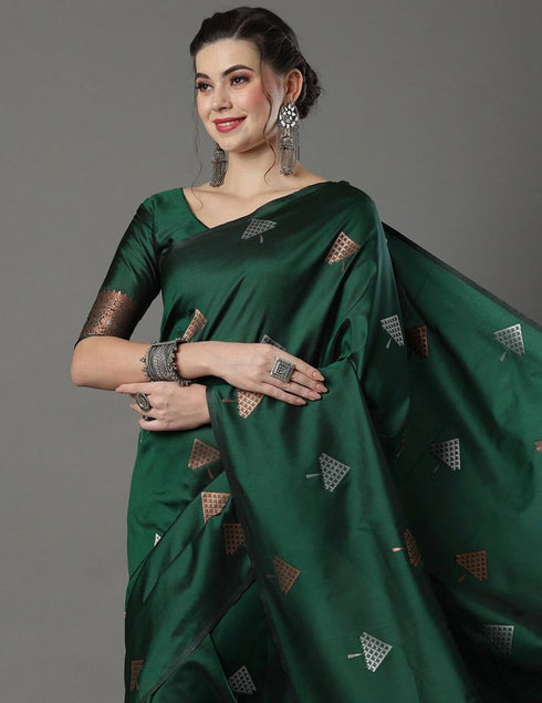 Vasthrlay Banarasi Saree