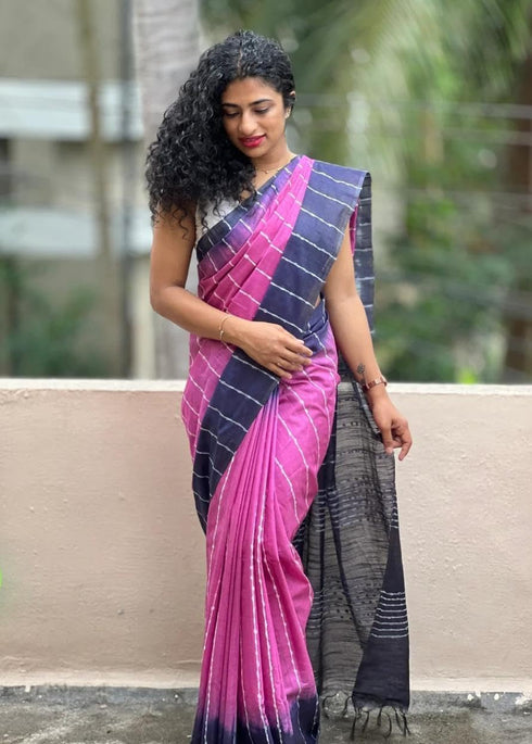 Vasthrlay Pink Handloom Saree
