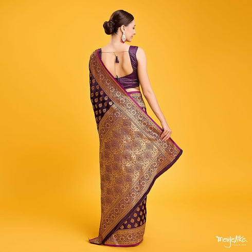 Vasthrlay Traditional Unstitched Saree