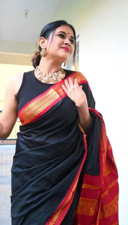 Vasthrlay Banarasi Traditional Saree