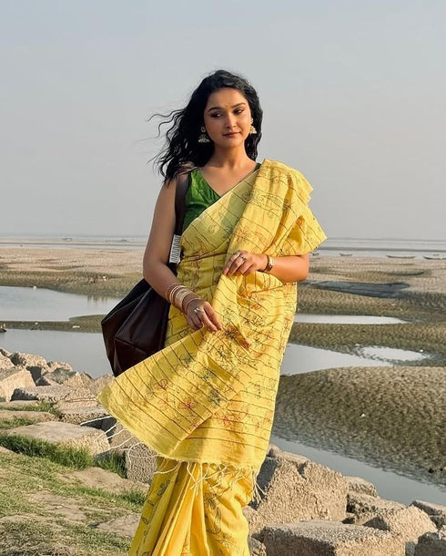 Vasthrlay Printed Elegant Nature Inspired Lightweight