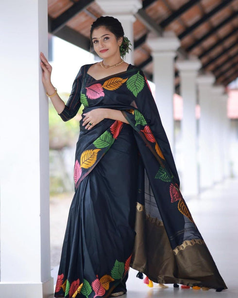 Vasthrlay Kanjivaram Traditional Saree