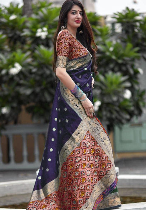 Vasthrlay Banarasi Saree