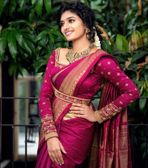 Vasthrlay Banarasi Saree