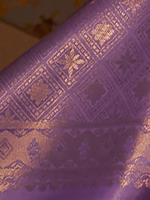 Vasthrlay Banarasi Unstitched Saree