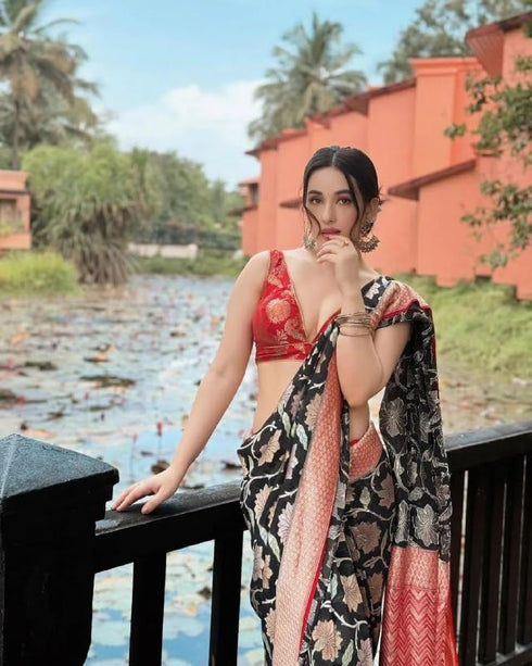 Vasthrlay Kanjivaram Wedding Saree