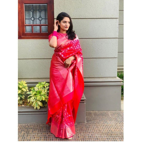 Vasthrlay Banarasi Saree
