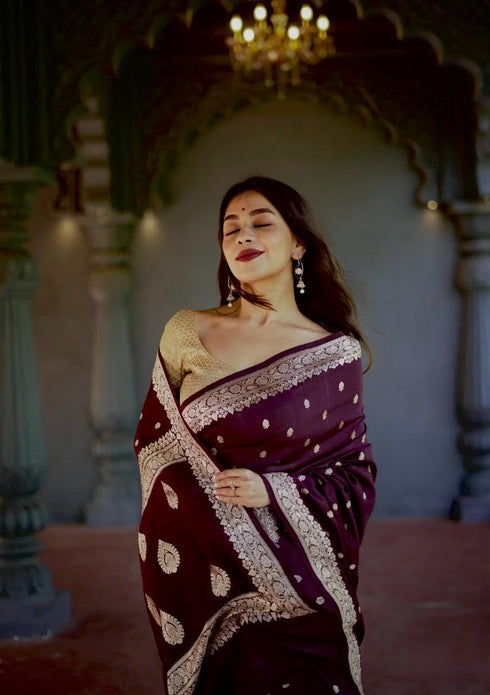 Vasthrlay Cotton Unstitched Saree