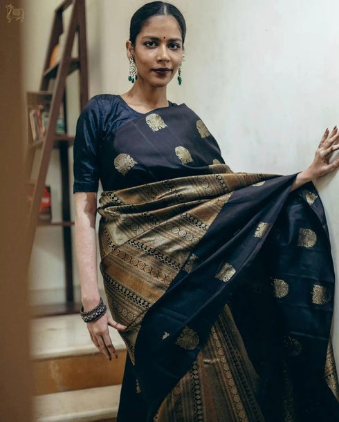 Vasthrlay Kanjivaram Saree