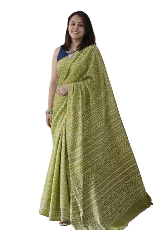 Vasthrlay Geometric Printed Lightweight