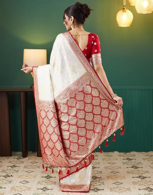 Vasthrlay Banarasi Jacquard Unstitched White Saree