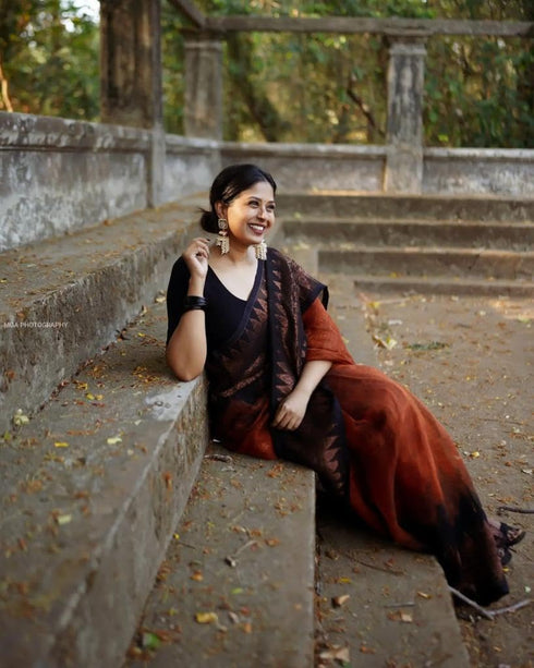 Vasthrlay Magenta Kanjivaram Saree