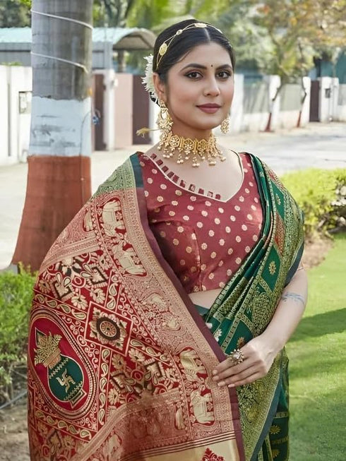 Vasthrlay Banarasi Traditional Unstitched Saree