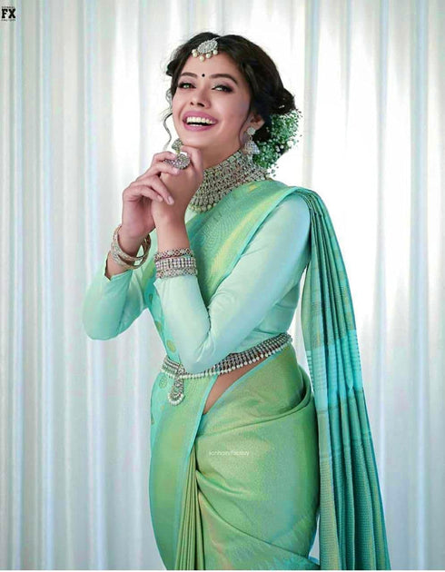 Vasthrlay Banarasi Saree