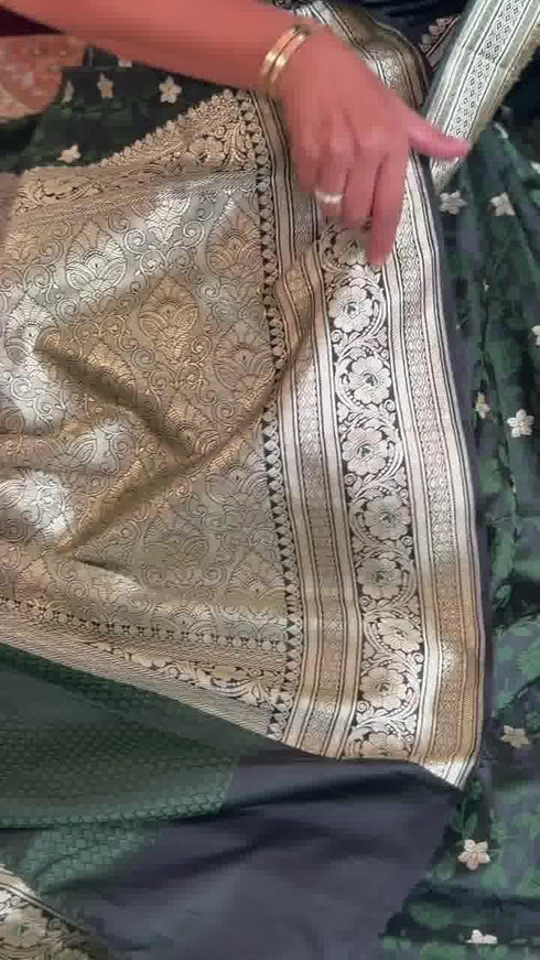 Vasthrlay Green Kanjivaram Saree