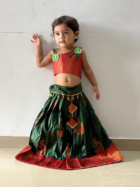 Vasthrlay Lehenga Stitch Blouse Peacock