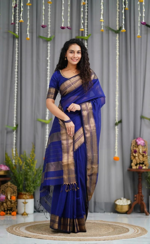 Vasthrlay Traditional Unstitched Saree