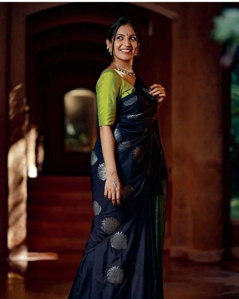 Vasthrlay Kanjivaram Wedding Saree