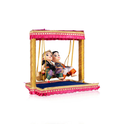 Giri Young Couple Oonjal Plastic Golu Bommai