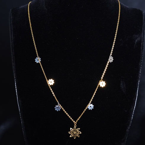 22 Carat Gold New Fancy Korean Style Pendant Necklace 3.93g by Mahita Collections