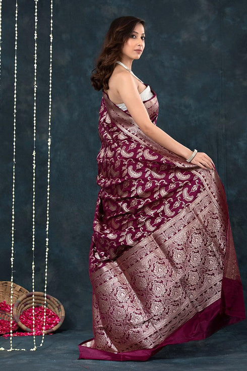 Vasthrlay Banarasi Traditional Unstitched Saree