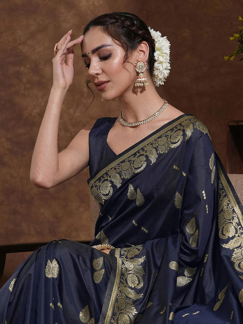 Vasthrlay Womens Weaving Unstitched Maroon Saree