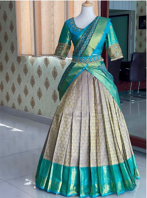Vasthrlay Traditional Unstitched Kanjivaram Kanchipuram