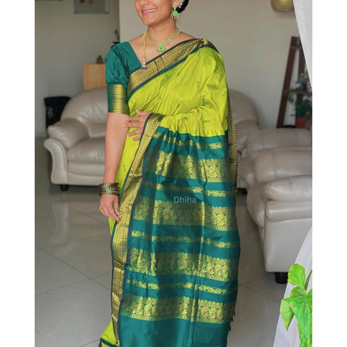 Vasthrlay Kanjivaram Tassels Saree