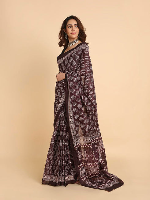Vasthrlay Lightweight Breathable Traditional Printed Saree
