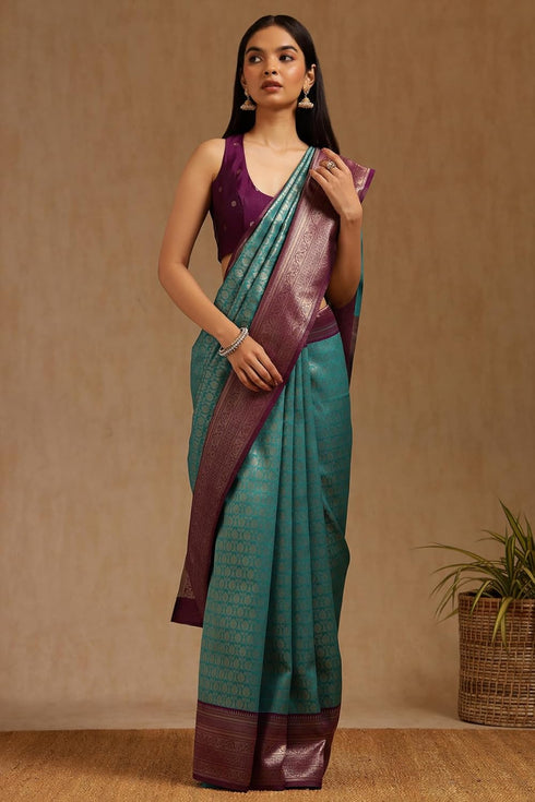 Vasthrlay Blend Woven Saree
