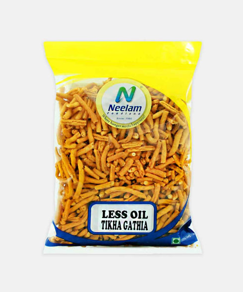 Neelam Foodland Less Oil Tikha Gathiya